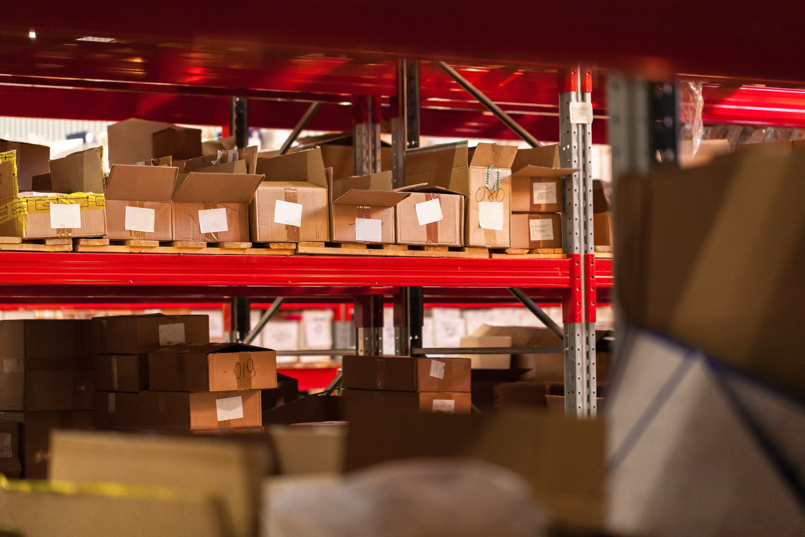 Why Reliable Order Processing Matters for Wholesale Cosmetic Suppliers